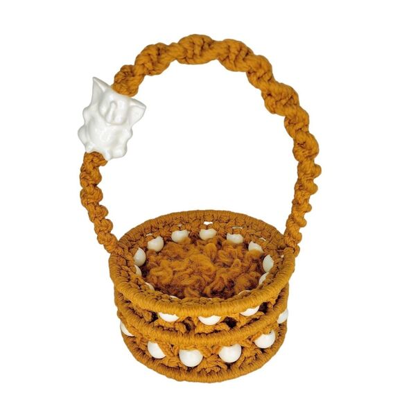 VTG 60s 70s MCM Gold Macrame Porcelain Elephant & Wood Beads Easter Basket 14